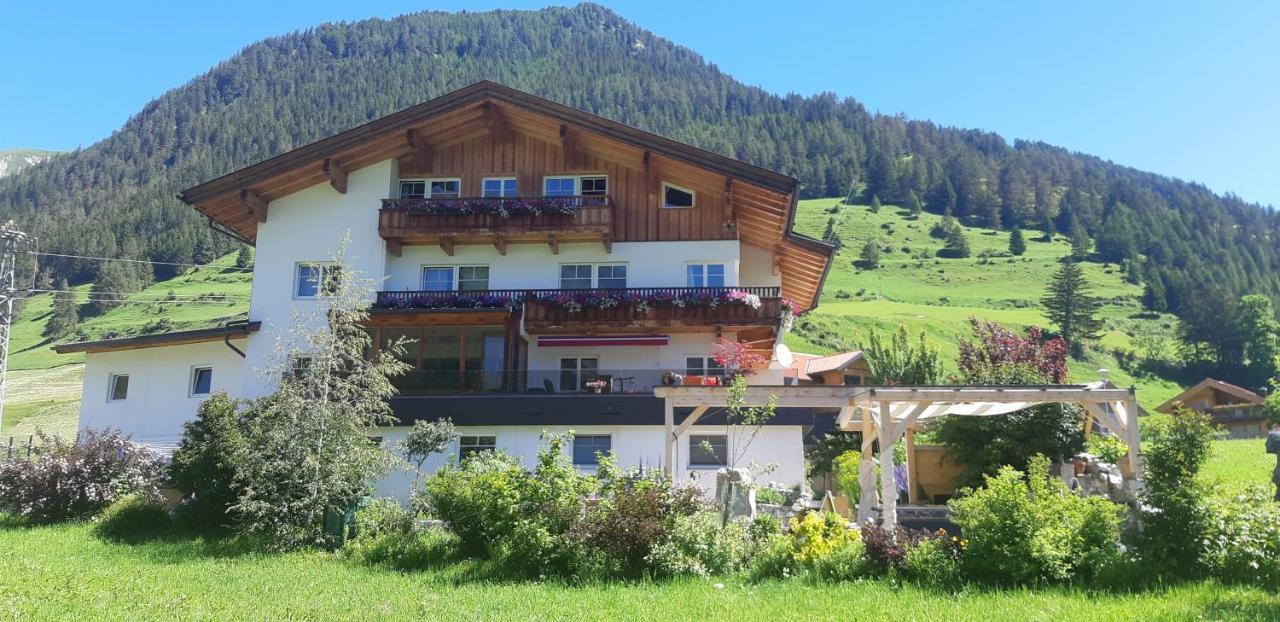 Grossglocknerappartement Kals-am Großglockner Exterior foto
